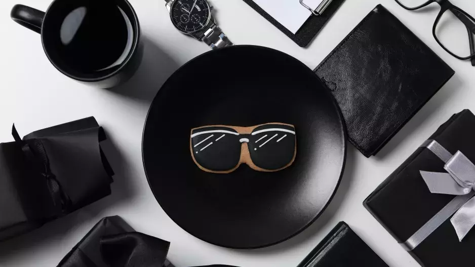 Prázdná peněženka, nůž i zrcadlo. 7 dárků, které k Vánocům rozhodně nedávejte, mohou přinést neštěstí nebo chudobu