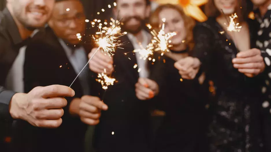 Tato trojice znamení by si měla dát na Silvestra pozor, hrozí jim nebezpečí. Berani a Blíženci by se neměli příliš oddávat alkoholu