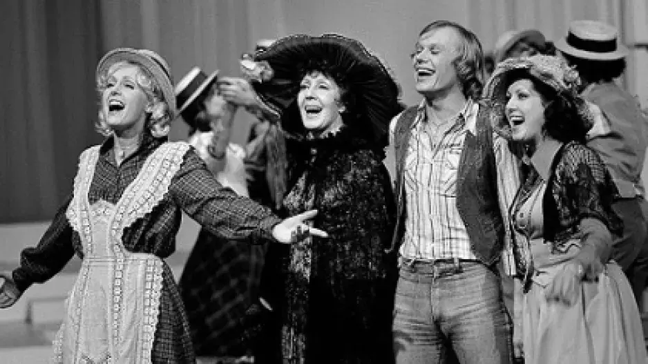 Kvíz: Dokážete rozklíčovat tváře hvězd našeho hudebního nebe v jejich začátcích? Některé zpěváky zaručeně nepoznáte