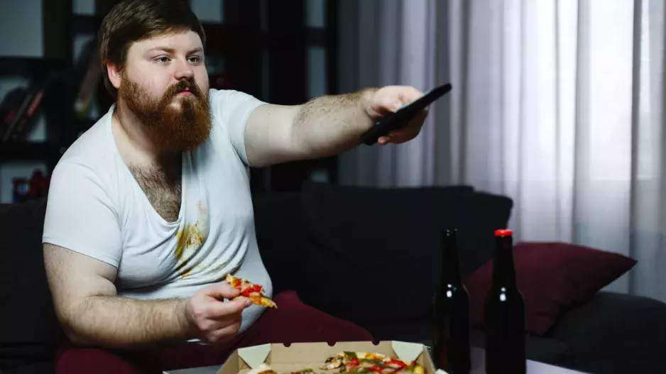 “Můj manžel je obézní a já nevím, jak mu říct, aby zhubnul,” neví si rady Lenka. Manžel po operaci zlenivěl a jde mu o zdraví