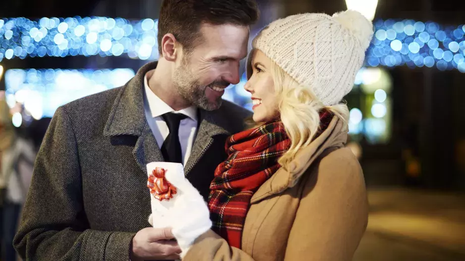 "Na Silvestra jsem skončila v posteli s neznámým cizincem, vznikla z toho láska jak trám"