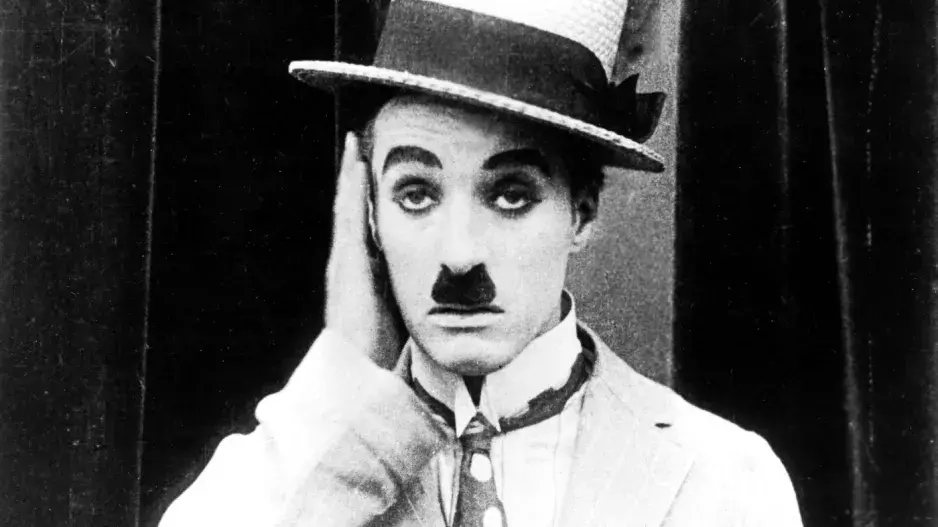 Němý král grotesky Charlie Chaplin: Měl 2000 milenek včetně jedné Češky, z USA byl vykázán, sledovala ho FBI