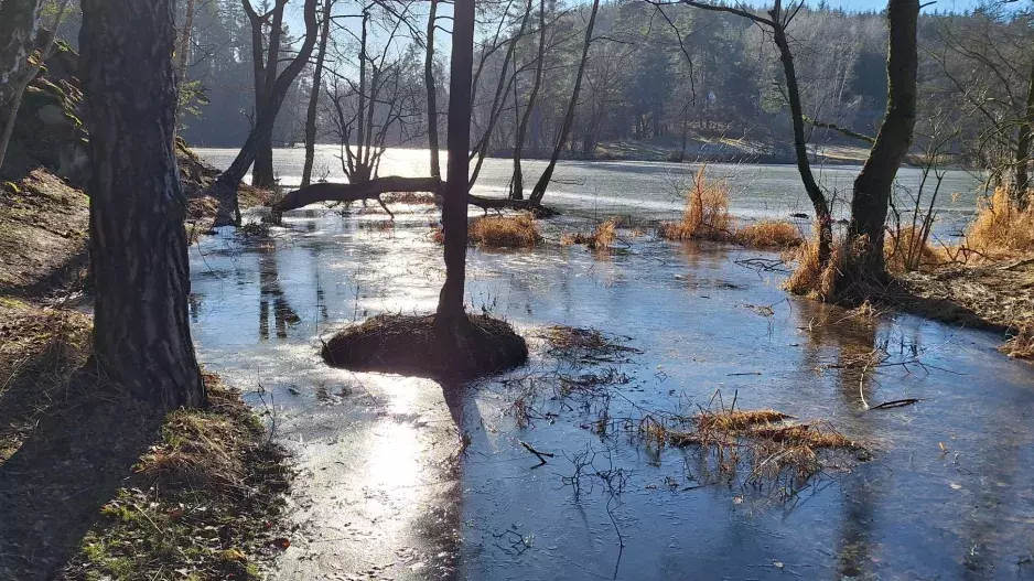 Odlezelské jezero: Jedinečný přírodní zázrak, který brzy zmizí z mapy. Přijeďte, než bude pozdě