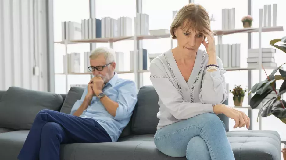 “Davide, chci se rozvést. Nejsem s tebou šťastná, jen přežíváme a já to tak nechci,” píše svému muži dopis paní Markéta. Chce si ještě života užívat