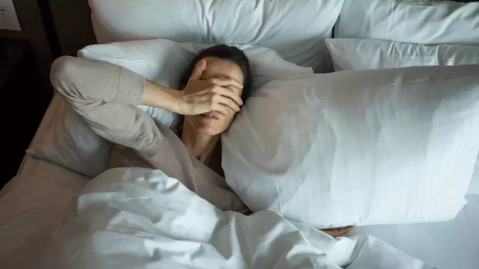 Budíte se každý den o třetí nebo v pět? Co znamená ranní čas, který vám nedá spát