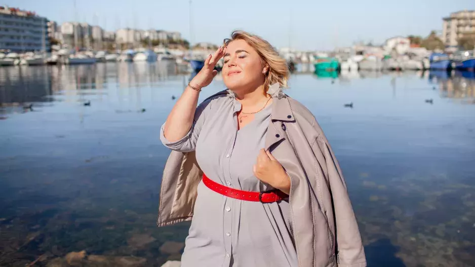 Móda pro ženy kyprých tvarů: Kousky, které vám budou letošní léto spolehlivě slušet, vybraly naše redaktorky