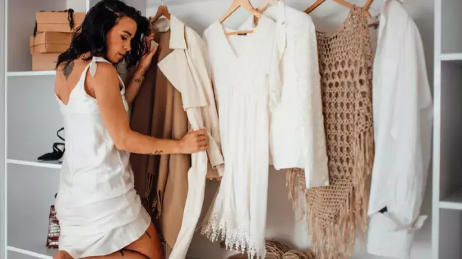 Kousky, které nestárnou. Špičková stylistka vám poradí, jak sestavit zcela nadčasový šatník, nepodléhající módním trendům