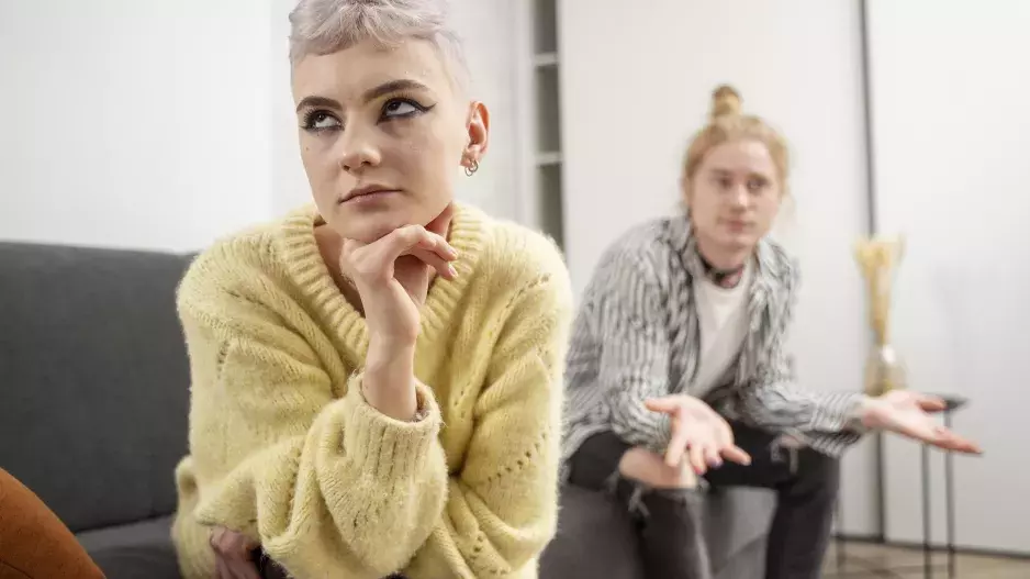 “Mami, omlouvám se, ale nechci ani nemůžu se o tebe starat. Nebudu to dělat, není to moje povinnost. Chci do ciziny,” píše matce Martina