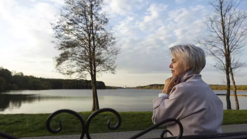 “Po manželově smrti  jsem zjistila, že mi přes 20 let lhal. Nevím, jak dál žít,” je smutná Tereza