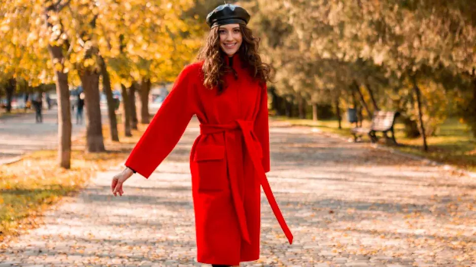 Podzimní kabáty v tónech, které lichotí pleti a věku. Ty nejkrásnější jsme vybrali do galerie