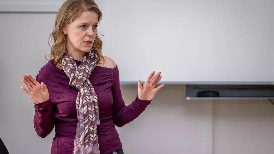 Seriál Ulice: Hrát učitelku, která zaspala dobu, je pro mě výzvou, říká představitelka Marie Křížové, Monika Zoubková