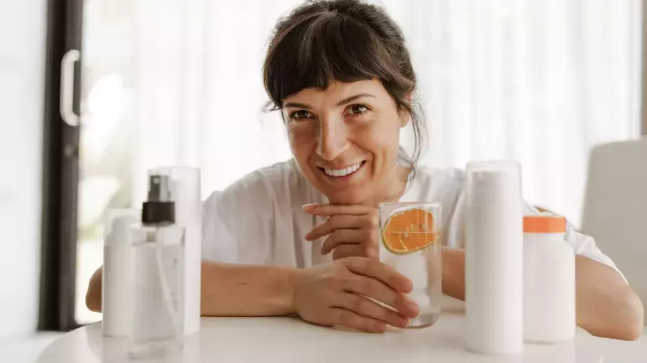 Probiotika ovlivňují trávení, vstřebávání živin i naši psychiku. Jak dlouho je užívat a na co si dát pozor, radí lékařka