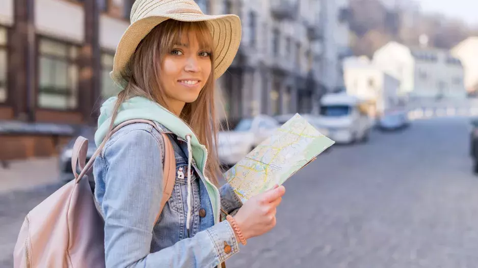 Cestovatelský kvíz: Kde jezdí gondoly, nebo kde si pochutnáte na paelle? Zjistěte, jak jste si během dovolených rozšířili obzory