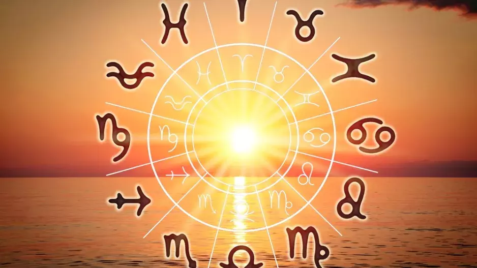 Tato 4 znamení zvěrokruhu vám na dovolené udělají jenom ostudu: Ponožky v sandálích, hádky o korunu a řízky v letadle budou to nejmenší