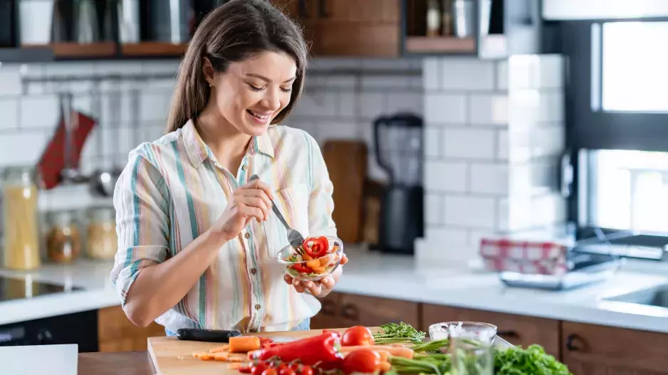 Light studené večeře podle zásad středomořské kuchyně myslí i na luštěniny. Co si dopřávají štíhlé Španělky a Řekyně, které chtějí žít do sta let?