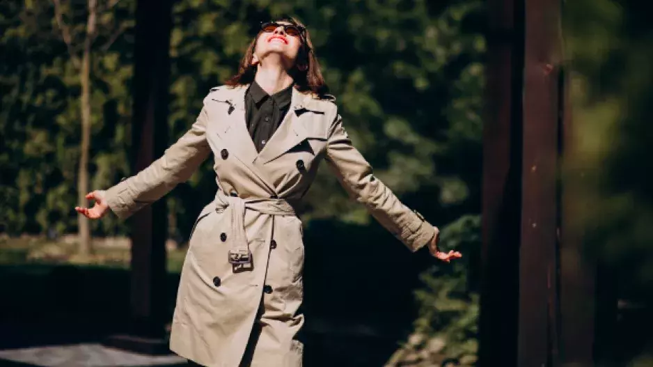 Kabát musí být teplý a elegantní. Ale je ještě jedna, důležitější věc