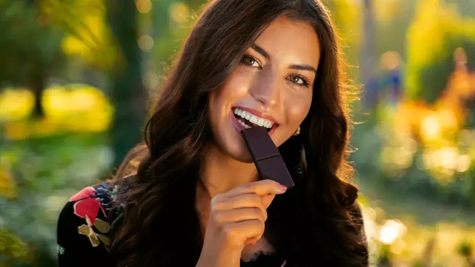 6 důvodů, proč jíst hořkou čokoládu: Pomůže s hubnutím, prospěje cévám a je prevencí obávané nemoci