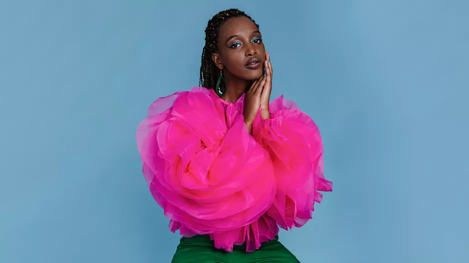 Černá s bílou jsou nestárnoucí klasika. Zkuste na podzim další 3 podceňované, ale dokonalé barevné kombinace