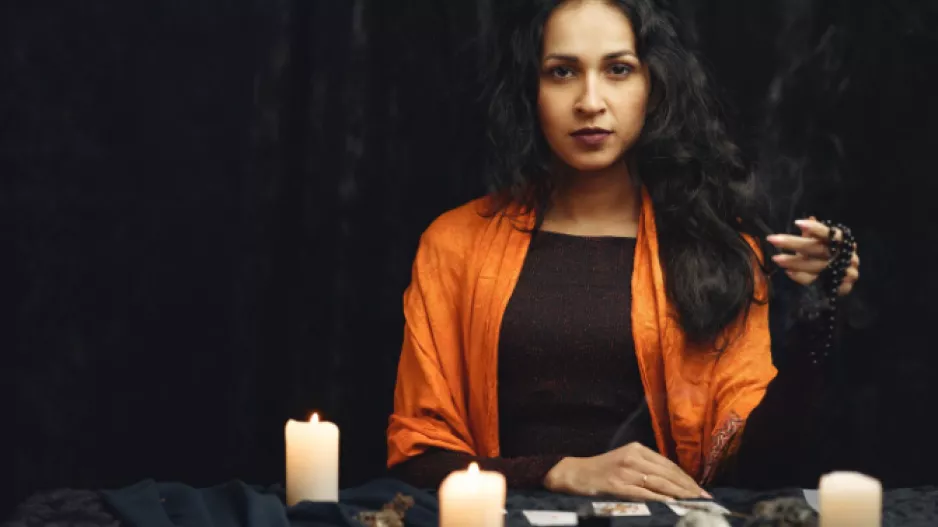 Dušičky a Samhain: Jak využít energii svátku zemřelých a mysterium smrti k práci s rodovou linií