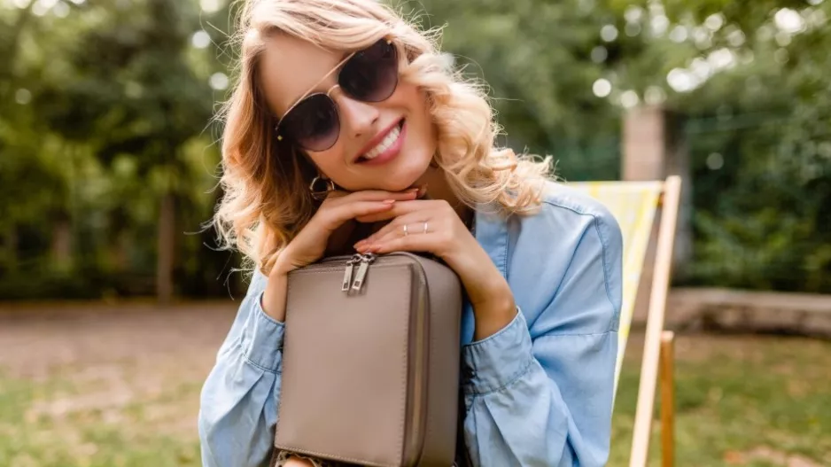 Co by měla mít každá žena v kabelce? Seznam nezbytných položek