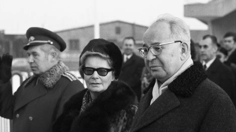 Manželka posledního komunistického prezidenta: Viera Husáková byla neviditelná první dáma, zemřela při nehodě vrtulníku