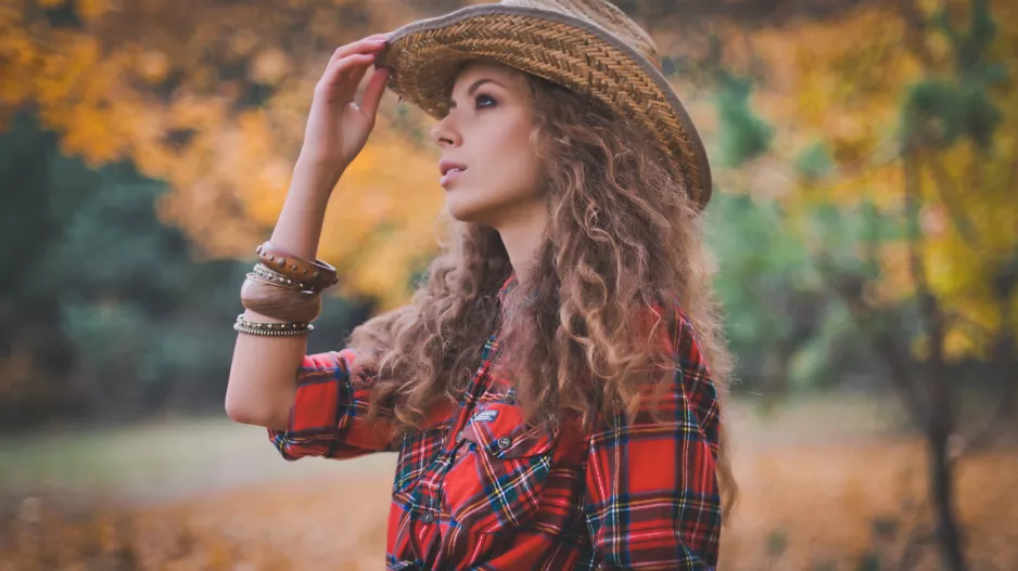 Kostkovaná košile jako podzimní základ šatníku: Nejlépe vynikne v těchto kombinacích