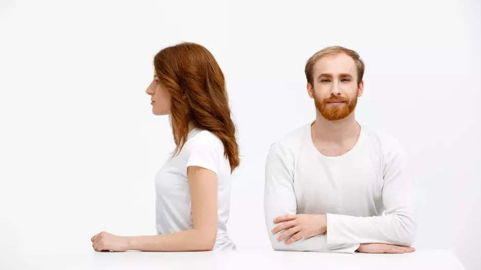 „Můj manžel je maminčin mazánek. Bydlíme spolu a já se cítím jako ta druhá,“ stěžuje si Ida