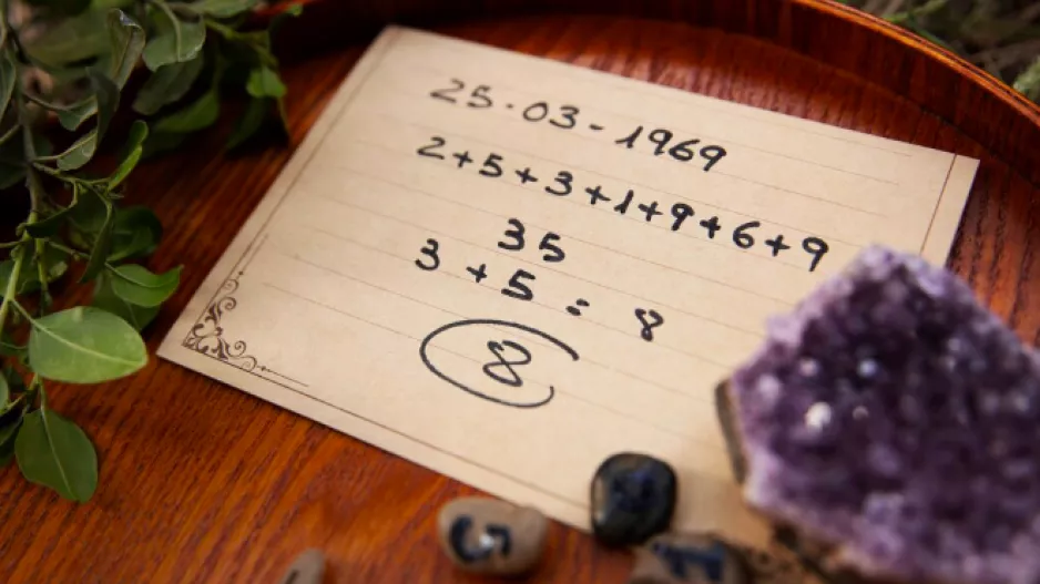 Numerologie na prosinec pro všechna životní čísla: Trojky se budou radovat, jedničky, pozor na impulsivnost