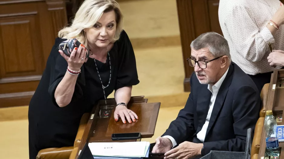 Kvíz: Perly českých politiků, které stojí za to. Dokážete přiřadit hlášky ke konkrétním osobám?
