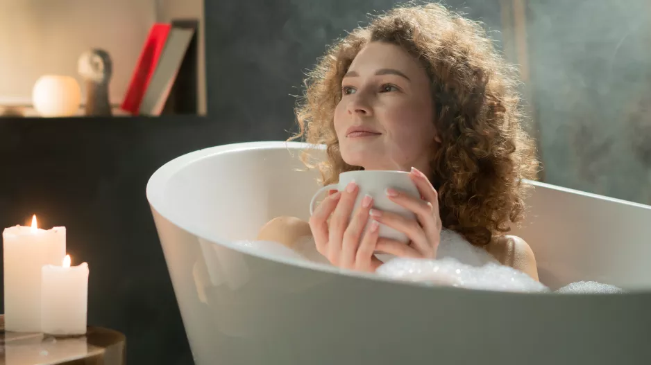 Astrologické detoxy: Co by mělo vaše znamení na podzim a v zimě pustit, aby se mu ulevilo. U Raků je to minulost