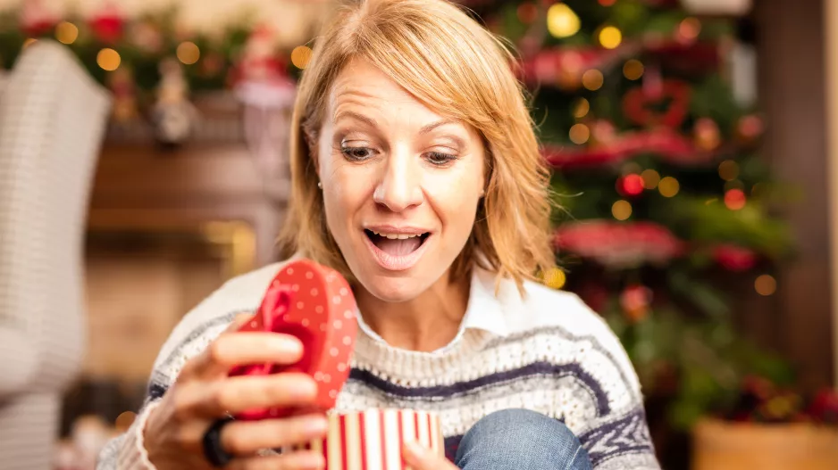 Po kolagenu touží každá žena po 50, ale ne každá chce za sebe utrácet. Pořiďte jí ho třeba pod stromeček