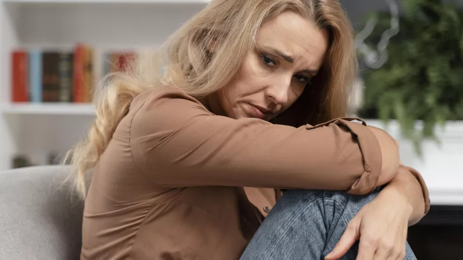 Co opravdu nedělat po rozchodu a jak přežít první dny a týdny největšího smutku