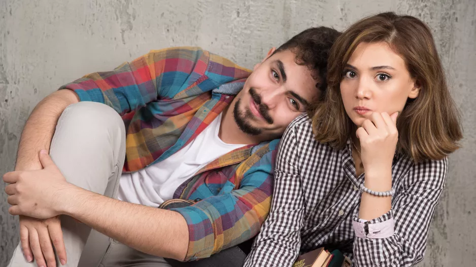 “Vdala jsem se podruhé. A v našem manželství je pořád jeho bývalá,” stěžuje si Vilma