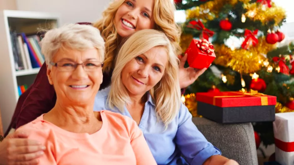 Kapr nebo losos, láska nebo peníze, jak slavíte Vánoce vy? Generační rozdíly jsou stále větší