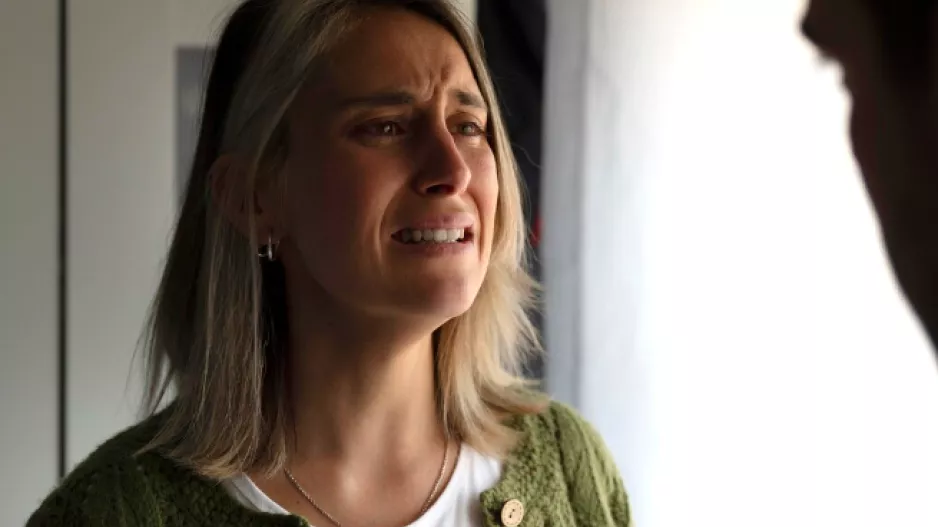 "Odkopl mě jako kus hadru. Myslela jsem, že už se z toho dna nezvednu," svěřila se nám paní Radana