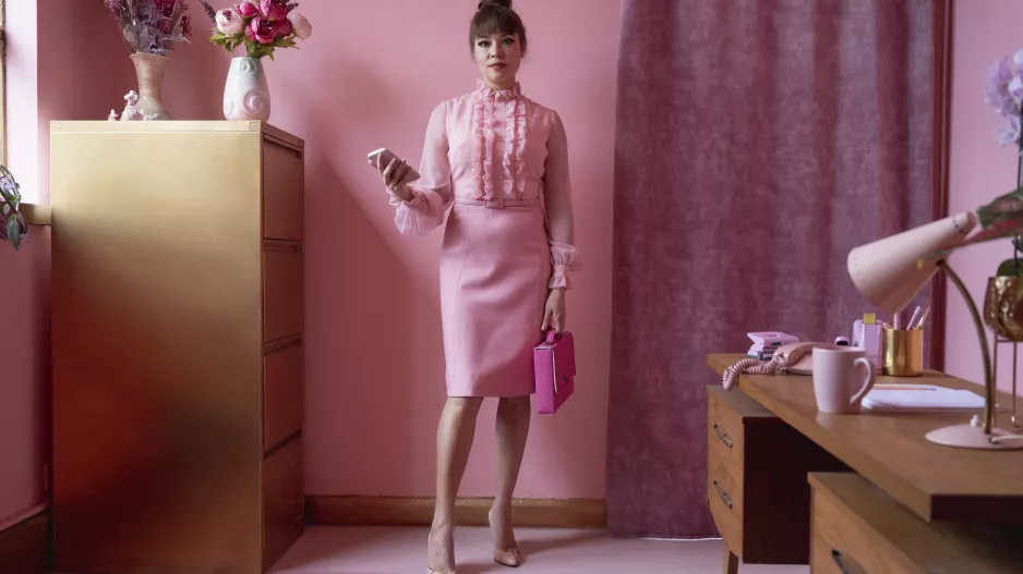 Nadcházející sezóna hlásí návrat k ženskosti. Dokonalý vzhled s romantikou spojí dohromady jediný prvek