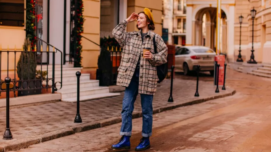 Tento skandinávský vzor vládne nadcházející sezóně. Nosit jej můžete na všem, od sukní po kalhoty