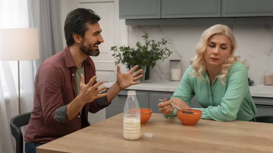 “Manžel na mě křičí kvůli každé maličkosti, zvykla jsem si,” přiznává smutně Emily