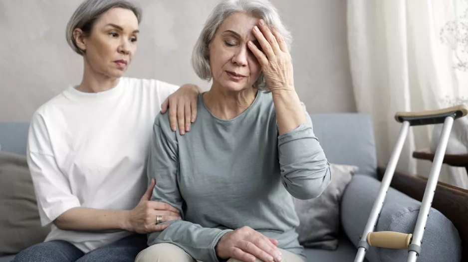 „Máma spadla a zlomila si krček. Bojím se, že se o ni budu muset postarat,“ píše smutná Lucie