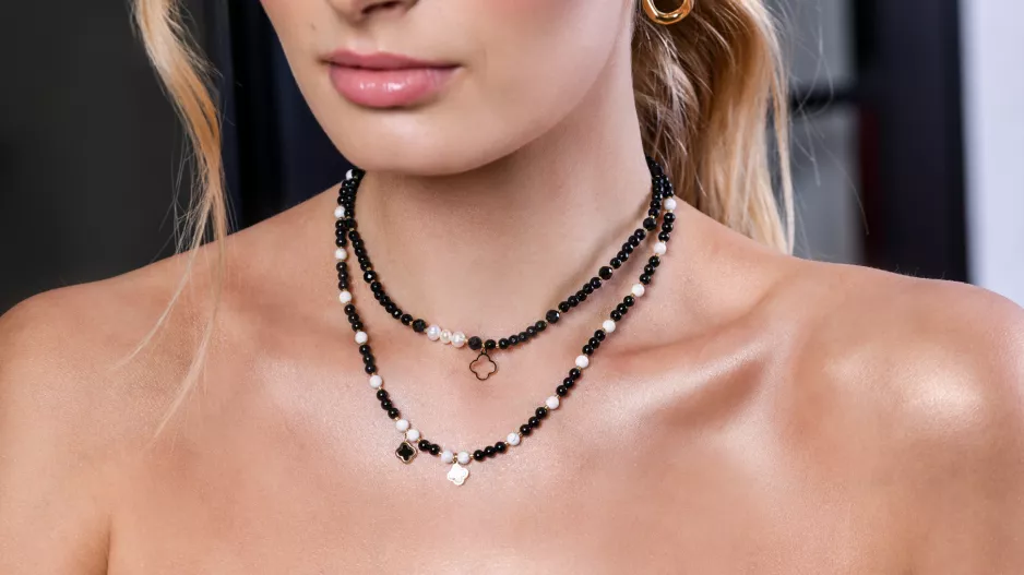 Proč si ženy oblíbily náhrdelníky z přírodních kamenů?