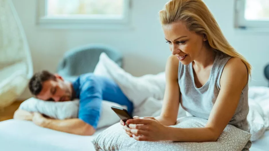 "Po dvaceti letech manželství jsem Ondřejovi začala být nevěrná. Dodnes toho nelituji," svěřila se Olina