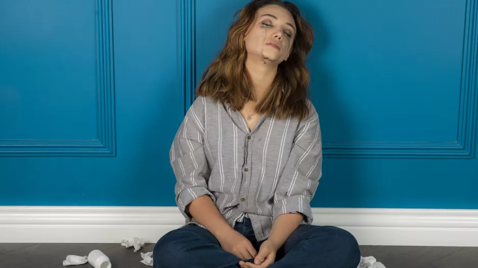 “Moje matka volá jen tehdy, když něco potřebuje, jinak ji nezajímám,” je zklamaná Theodora