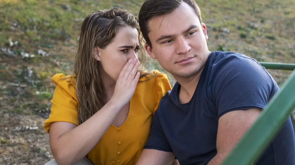 “Můj otec úkoluje mého manžela, ale pořád mu něco vyčítá,” je smutná Jana