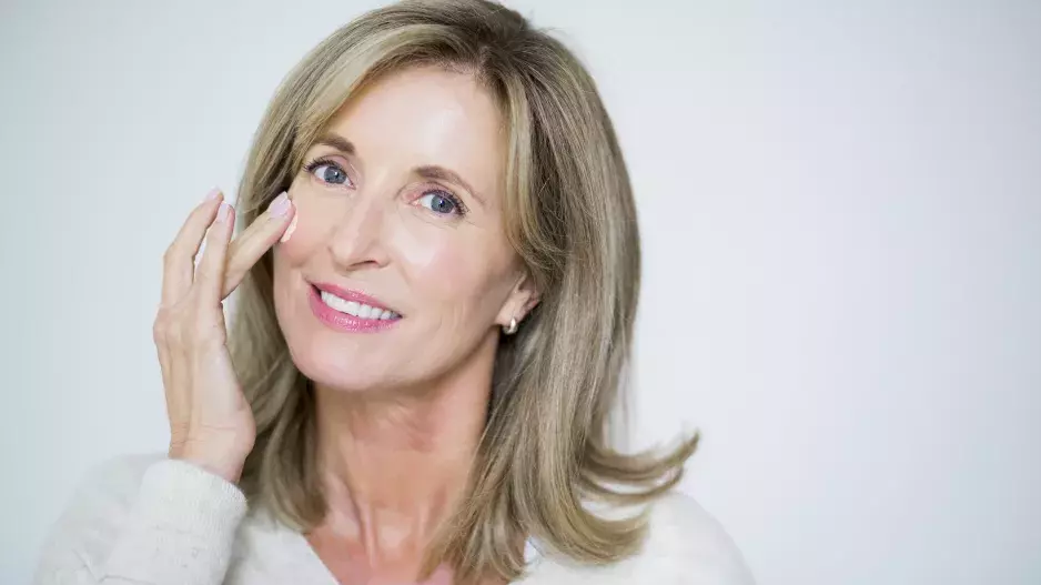 Nejlepší pleťové krémy, které vás omladí o 10 let: Chybět v nich nesmí tyto 3 složky
