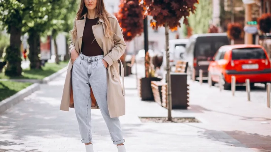 Jsou pohodlné a trendy. Tyto kalhoty sluší všem postavám, přesto se jich mnohé ženy bojí 