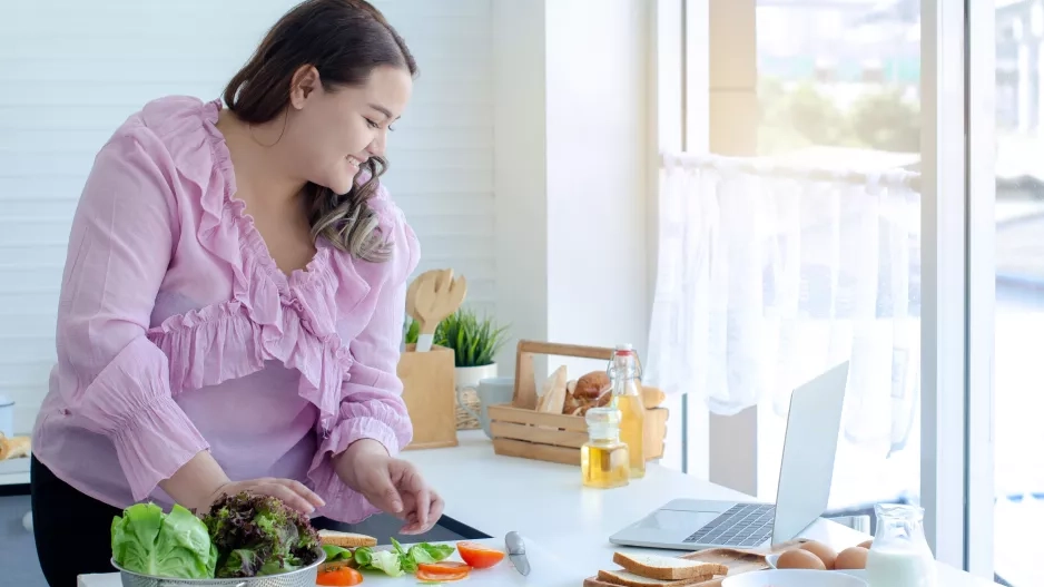 Jak se po zimě dostat do formy? Tyto potraviny intenzivně podporují spalování tuků