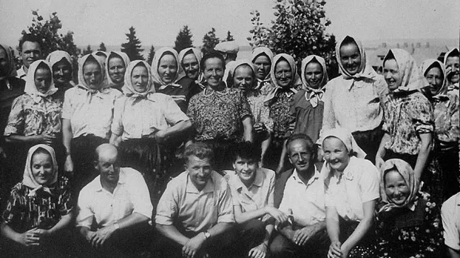 Chmel, krev a Tuzex: Jak vypadala socialistická dřina, kde se i za pivo a džíny platilo vlastní svobodou