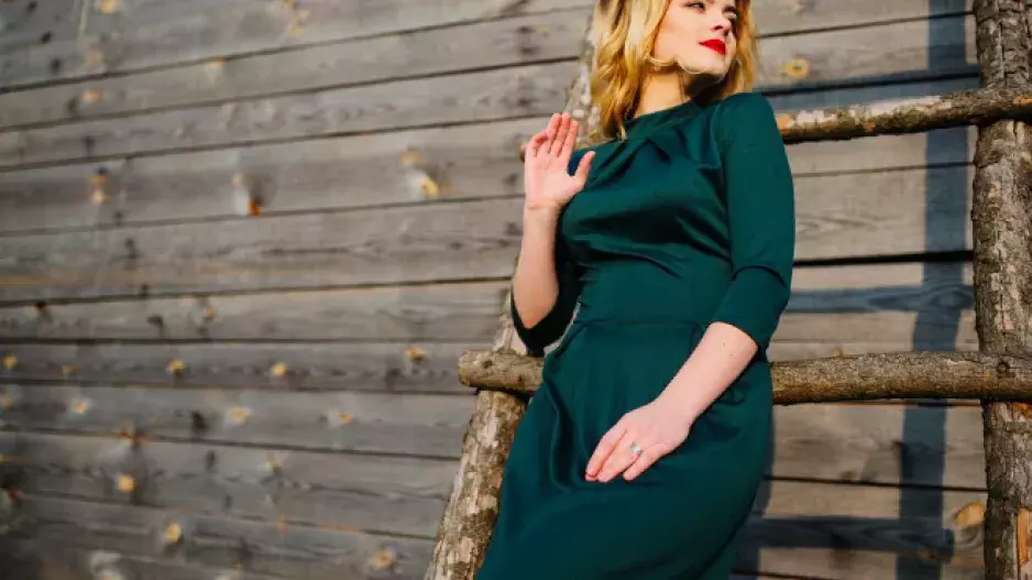 Hledáte správné minišaty na jaro? Vyberte si z těchto dvou materiálů