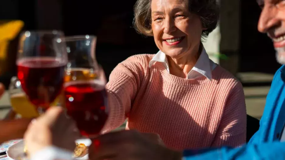 Chcete být zdraví a žít dlouho? Pak zkuste triky Španělů, které skutečně fungují. Nejsou vázané na zeměpisnou šířku, máme je i u nás