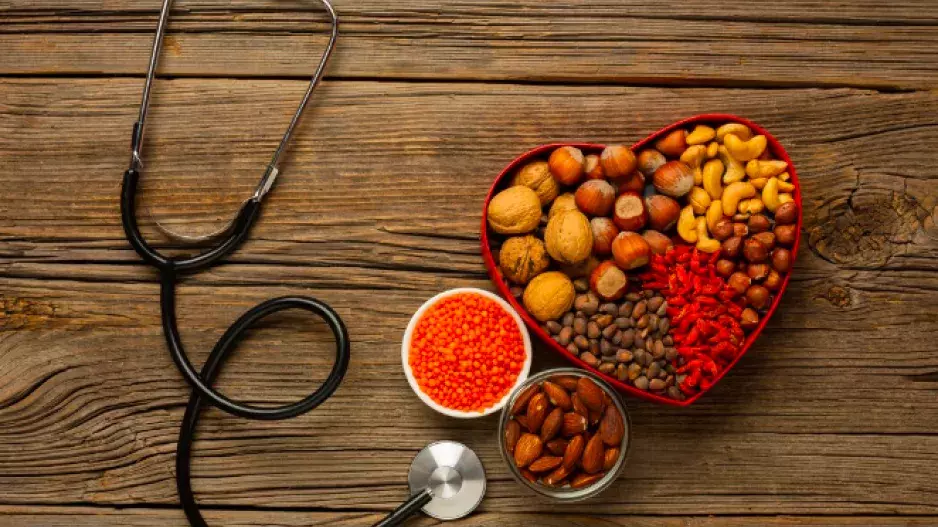 Čistí tepny. Zvrátí vznik aterosklerotického plaku, předchází infarktu. Jak změnit stravování i životní styl?